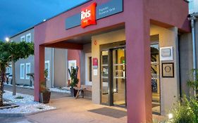 Hotel Ibis Provence Verte  3*